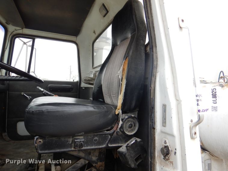 image for item DL8025 1994 Ford L9000  ready mix truck