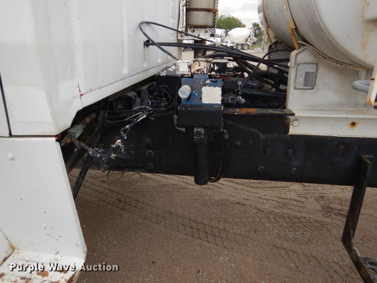 image for item DL8025 1994 Ford L9000  ready mix truck