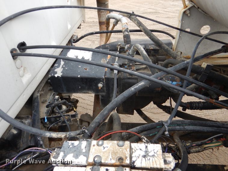 image for item DL8025 1994 Ford L9000  ready mix truck