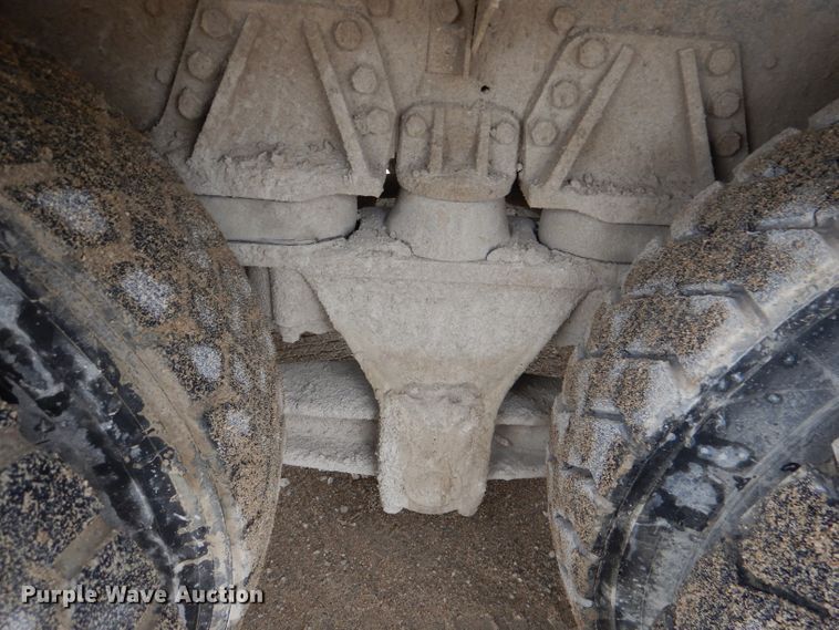 image for item DL8025 1994 Ford L9000  ready mix truck