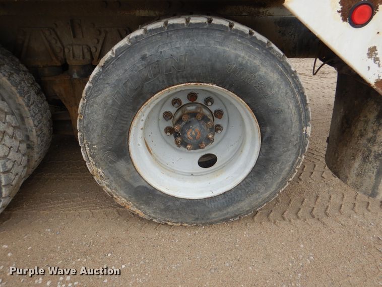 image for item DL8025 1994 Ford L9000  ready mix truck