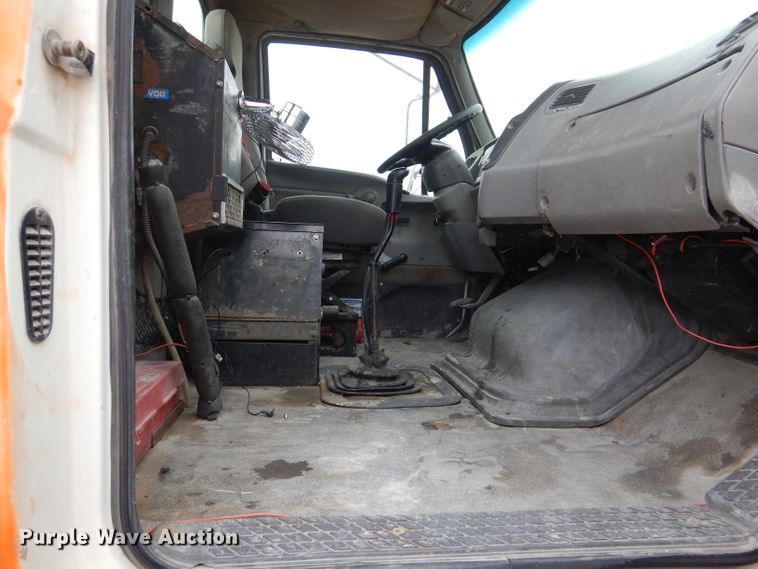 image for item DL8026 1999 Sterling  ready mix truck