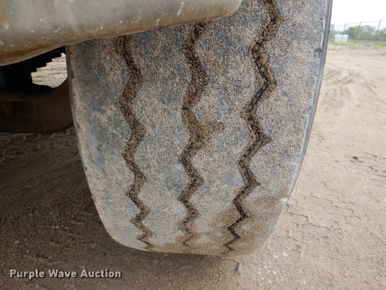 image for item DL8026 1999 Sterling  ready mix truck