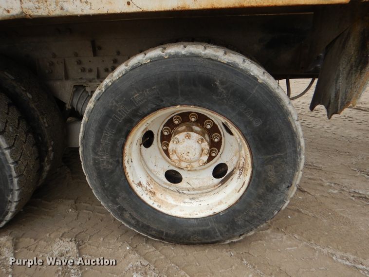 image for item DL8026 1999 Sterling  ready mix truck