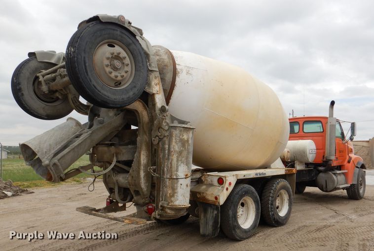 image for item DL8027 2001 Sterling LT9500  ready mix truck