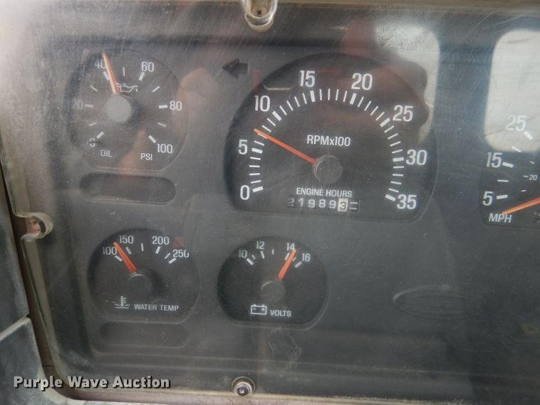 image for item DL8027 2001 Sterling LT9500  ready mix truck