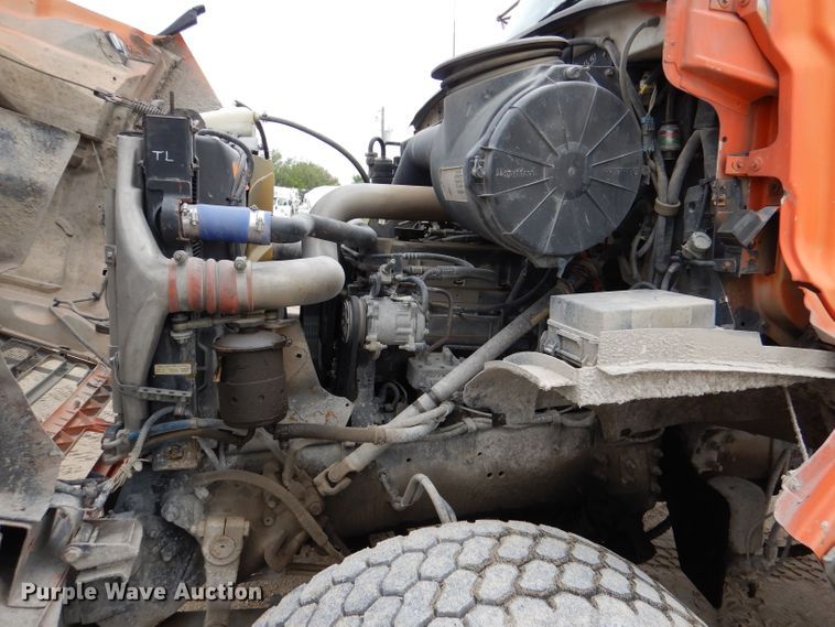 image for item DL8027 2001 Sterling LT9500  ready mix truck