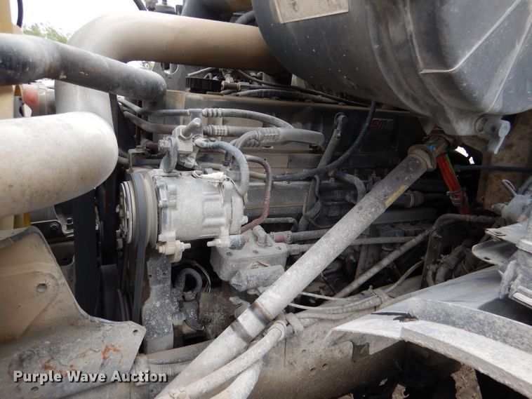 image for item DL8027 2001 Sterling LT9500  ready mix truck