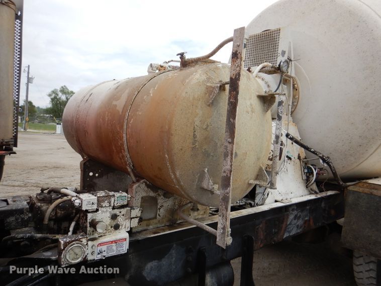 image for item DL8027 2001 Sterling LT9500  ready mix truck