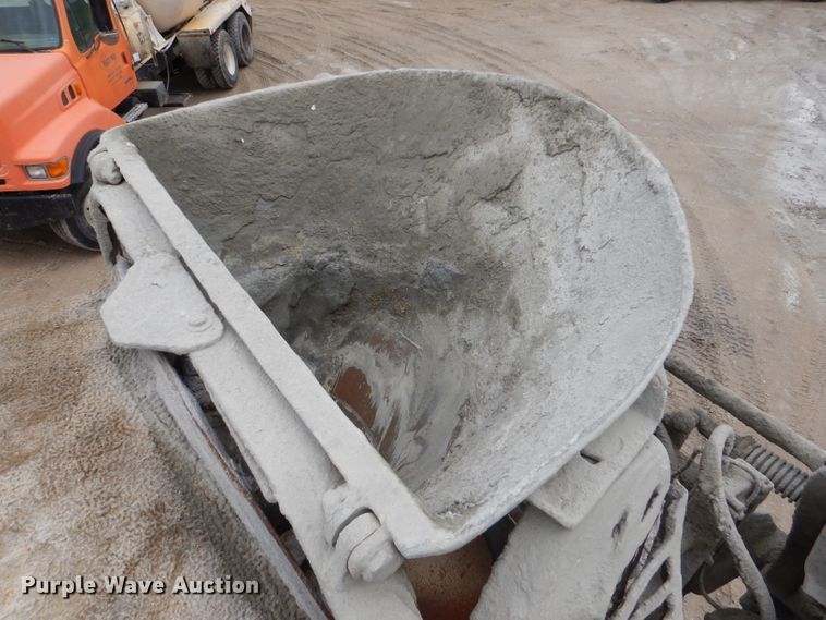 image for item DL8027 2001 Sterling LT9500  ready mix truck