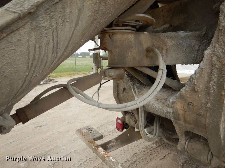 image for item DL8027 2001 Sterling LT9500  ready mix truck