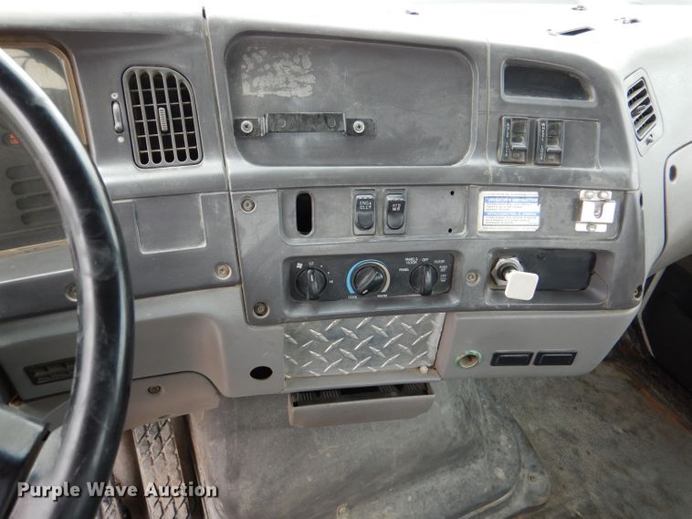 image for item DL8028 1999 Sterling LT9511  ready mix truck