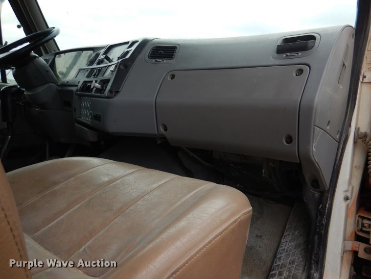 image for item DL8028 1999 Sterling LT9511  ready mix truck