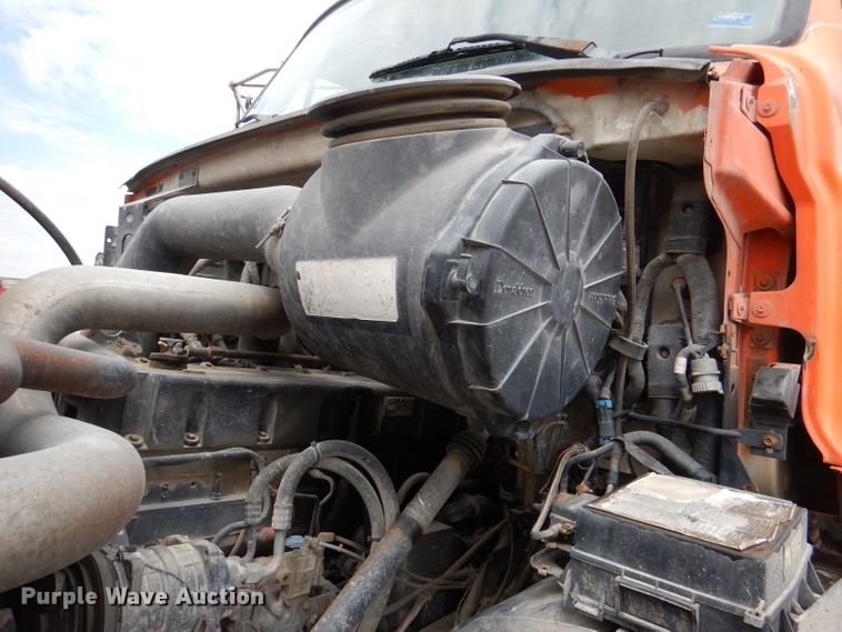 image for item DL8028 1999 Sterling LT9511  ready mix truck