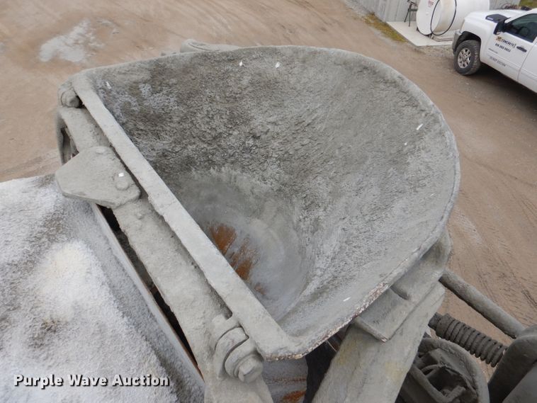 image for item DL8028 1999 Sterling LT9511  ready mix truck