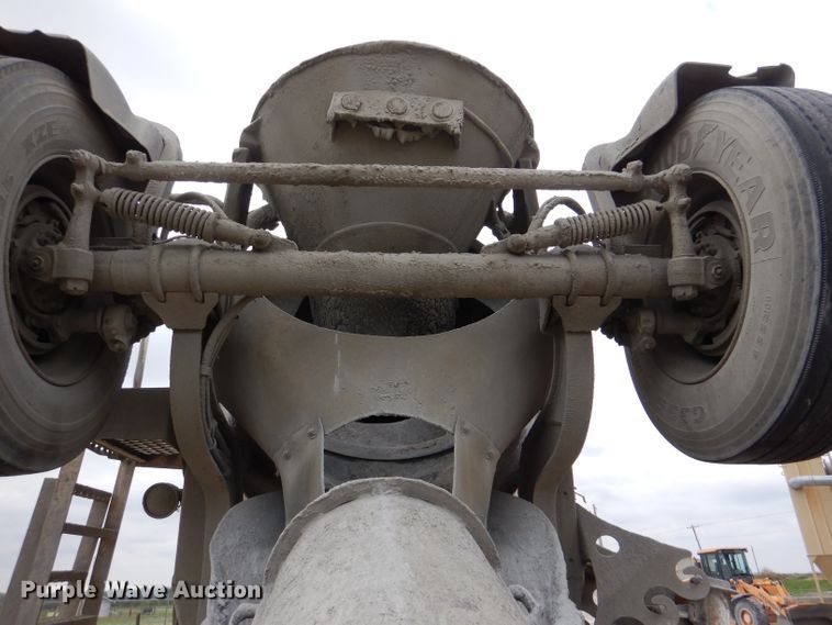 image for item DL8028 1999 Sterling LT9511  ready mix truck