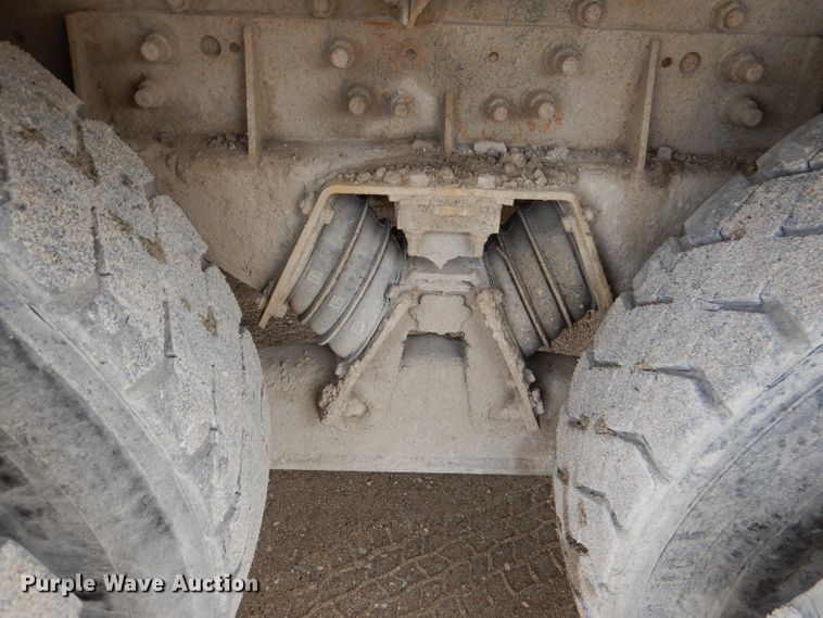 image for item DL8028 1999 Sterling LT9511  ready mix truck