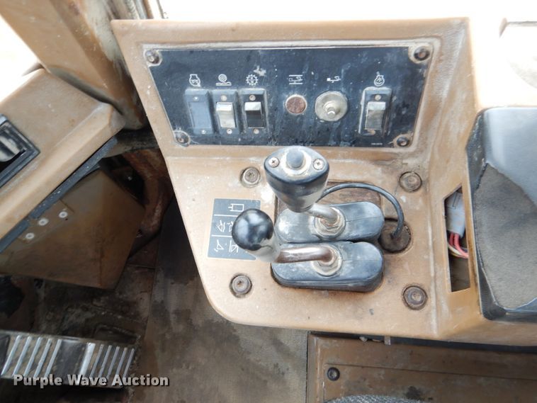 image for item DL8091 1993 Caterpillar 970F  wheel loader