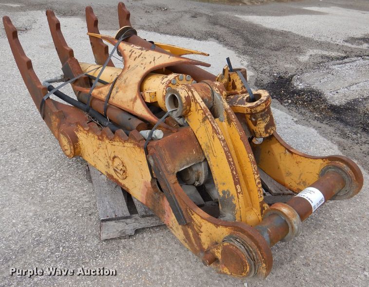 image for item DL8092 CF hydraulic excavator thumb