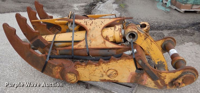 image for item DL8092 CF hydraulic excavator thumb