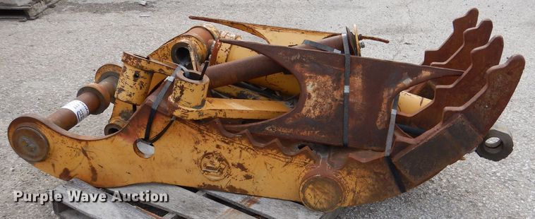 image for item DL8092 CF hydraulic excavator thumb