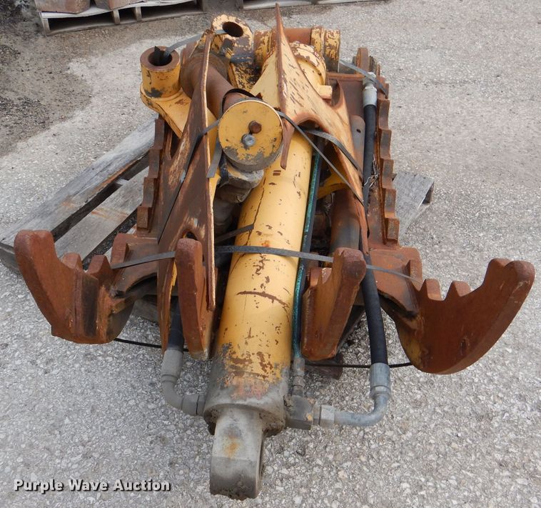 image for item DL8092 CF hydraulic excavator thumb