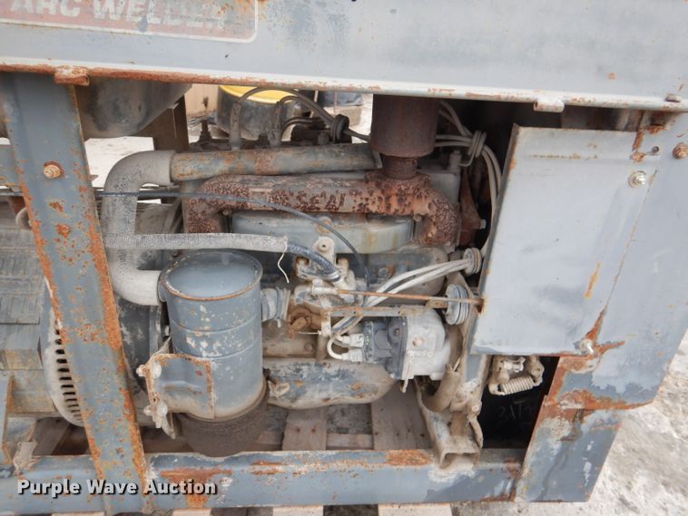 image for item DL8093 Lincoln SA200F163 arc welder