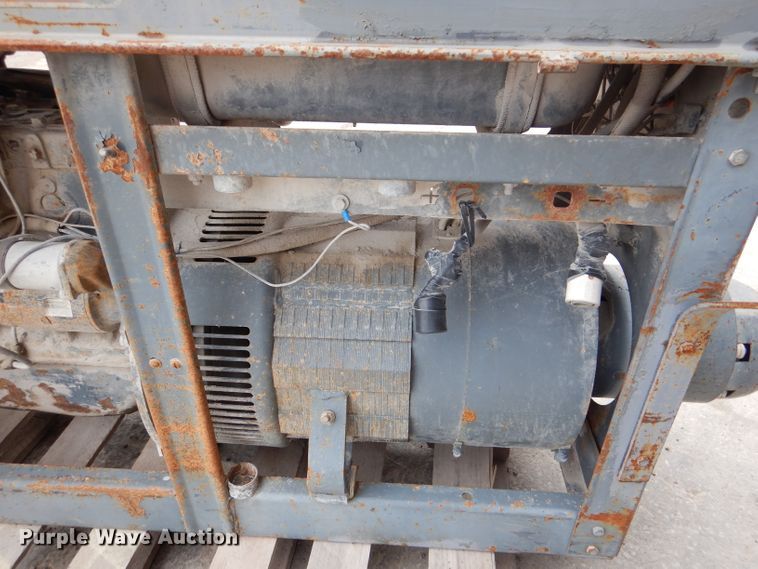 image for item DL8093 Lincoln SA200F163 arc welder