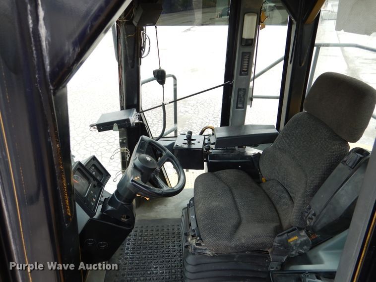 image for item DL8094 1999 Caterpillar 980G  wheel loader