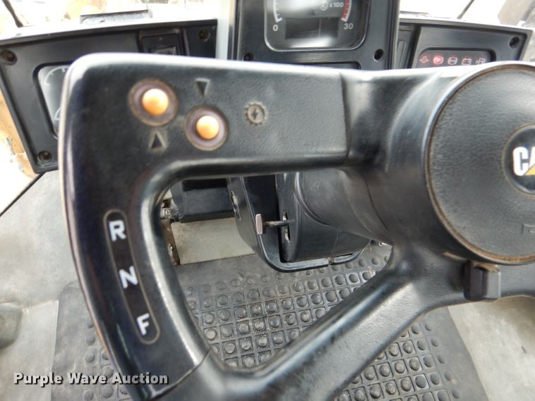 image for item DL8094 1999 Caterpillar 980G  wheel loader