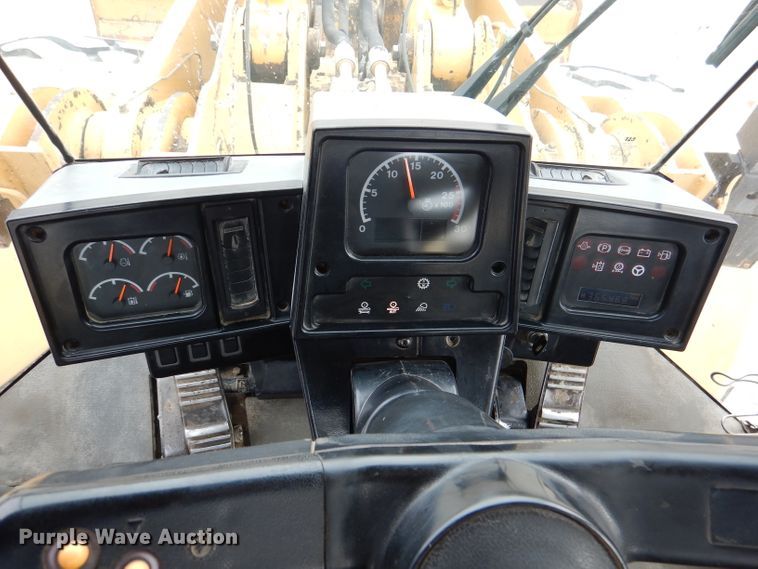 image for item DL8094 1999 Caterpillar 980G  wheel loader