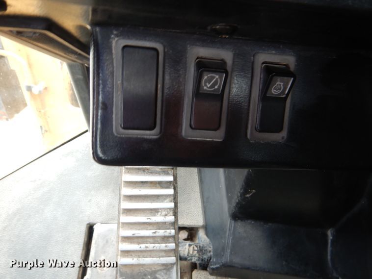 image for item DL8094 1999 Caterpillar 980G  wheel loader