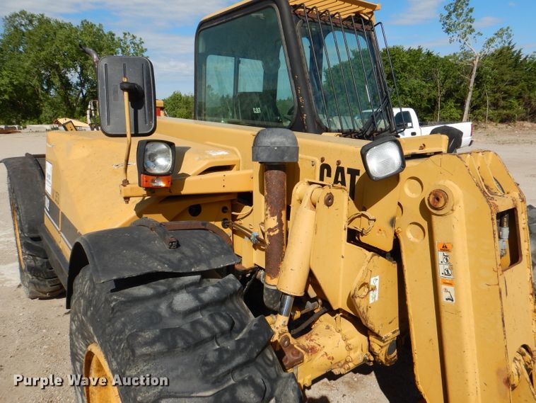 image for item DL8152 1998 Caterpillar TH82  telehandler