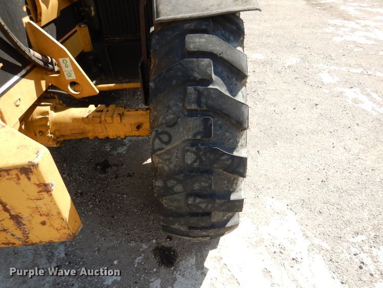 image for item DL8152 1998 Caterpillar TH82  telehandler