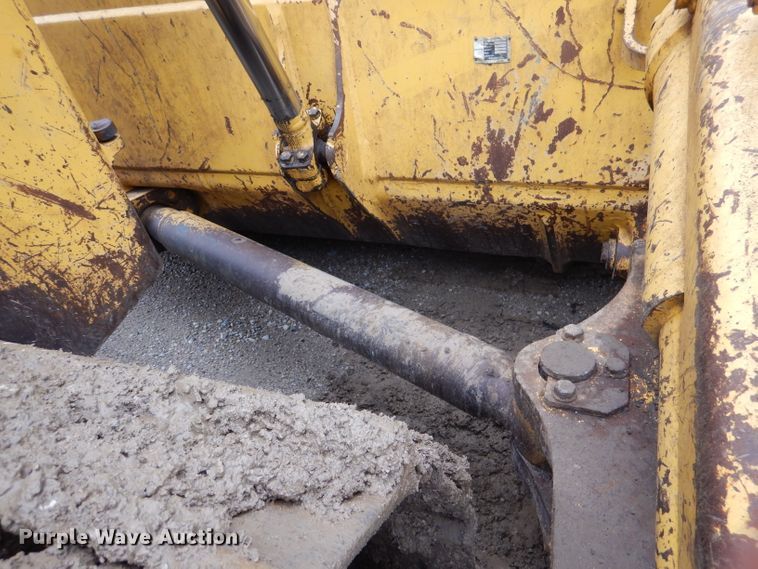 image for item DL8157 2007 Komatsu D155 AX-6R  dozer