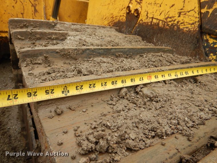 image for item DL8157 2007 Komatsu D155 AX-6R  dozer