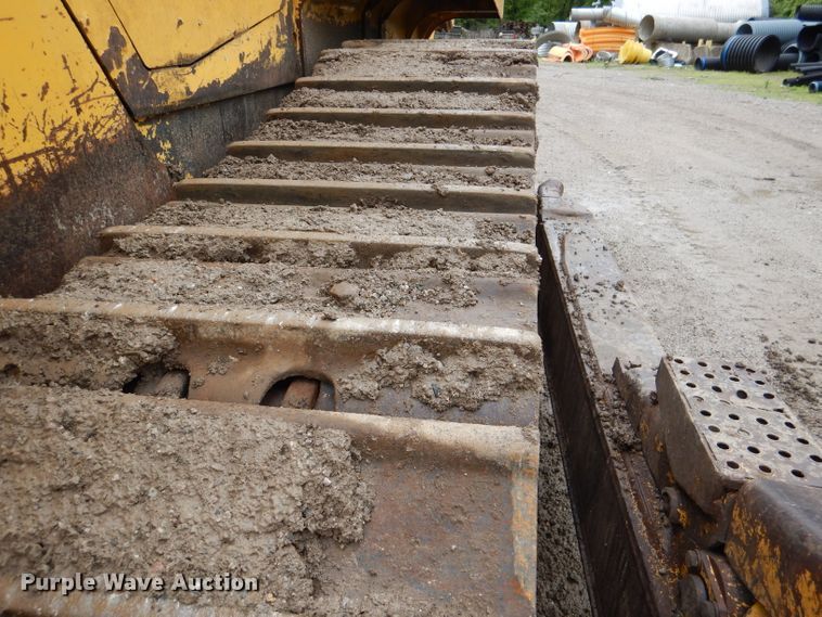 image for item DL8157 2007 Komatsu D155 AX-6R  dozer