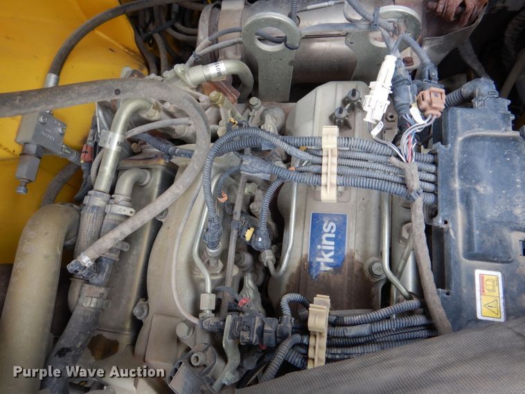 image for item DL8214 2015 Wacker Neuson SW24  skid steer loader