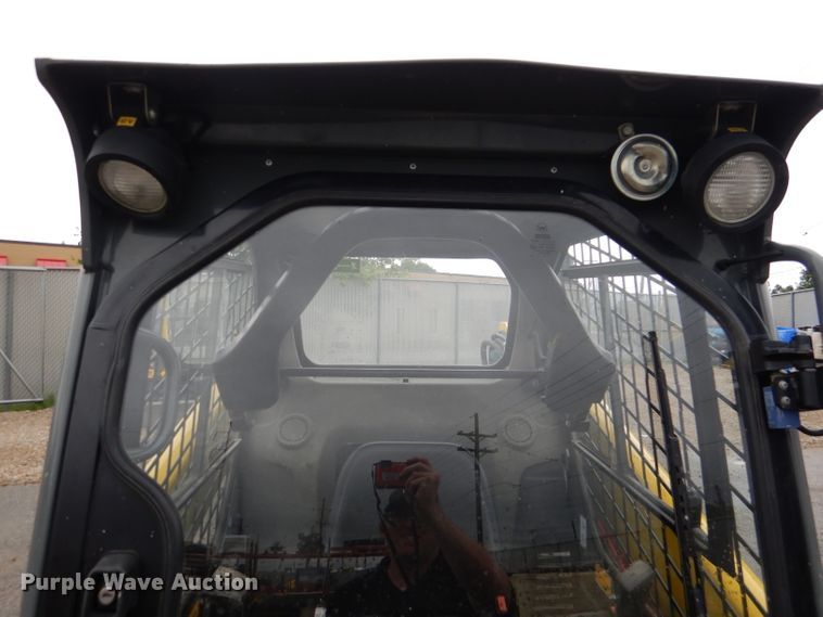 image for item DL8214 2015 Wacker Neuson SW24  skid steer loader