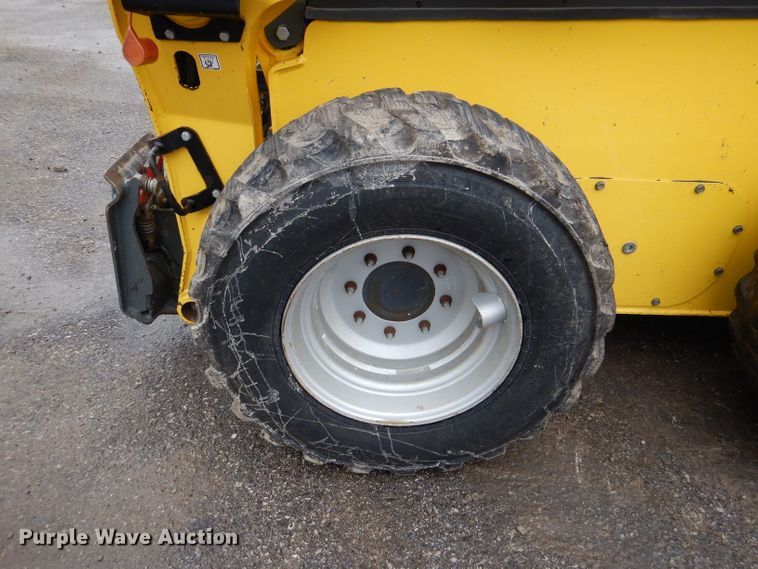 image for item DL8214 2015 Wacker Neuson SW24  skid steer loader