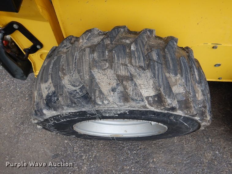 image for item DL8214 2015 Wacker Neuson SW24  skid steer loader