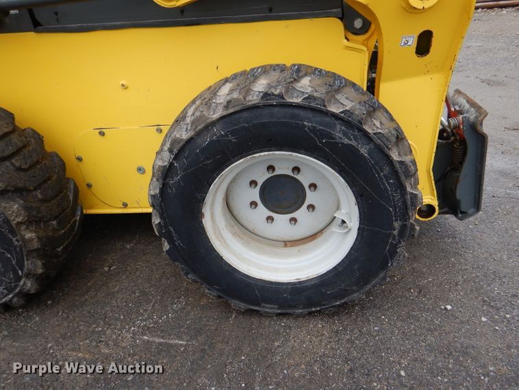 image for item DL8214 2015 Wacker Neuson SW24  skid steer loader