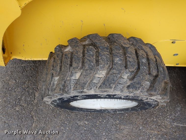 image for item DL8214 2015 Wacker Neuson SW24  skid steer loader