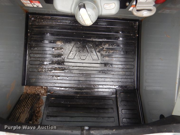 image for item DL8215 2017 Wacker Neuson ST31  tracked skid steer loader