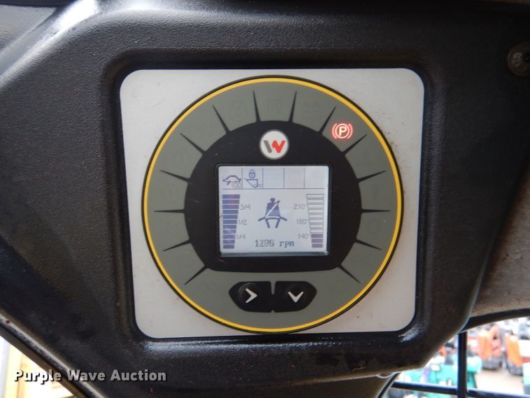 image for item DL8215 2017 Wacker Neuson ST31  tracked skid steer loader