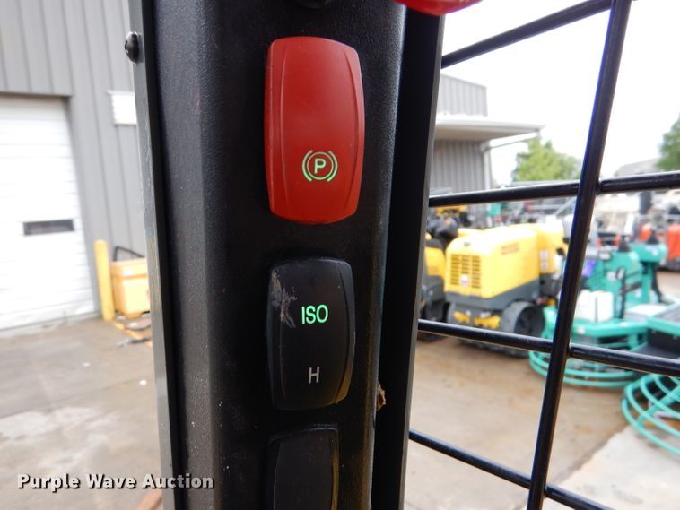 image for item DL8215 2017 Wacker Neuson ST31  tracked skid steer loader