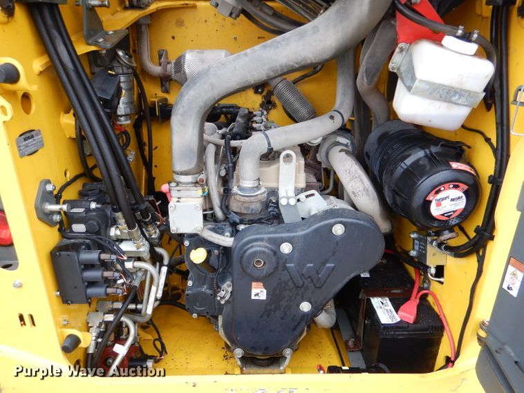 image for item DL8215 2017 Wacker Neuson ST31  tracked skid steer loader
