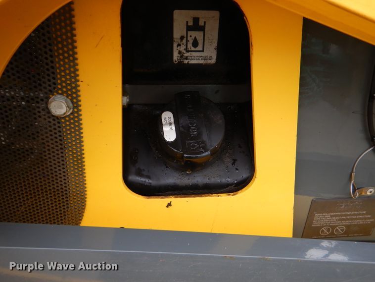 image for item DL8215 2017 Wacker Neuson ST31  tracked skid steer loader