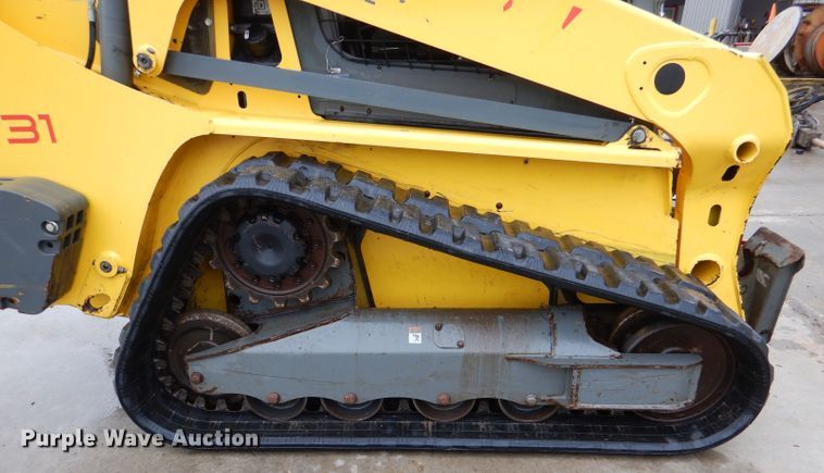 image for item DL8215 2017 Wacker Neuson ST31  tracked skid steer loader