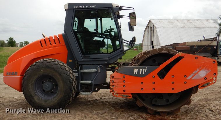 image for item DL8837 2016 Hamm H11I  single drum vibratory roller
